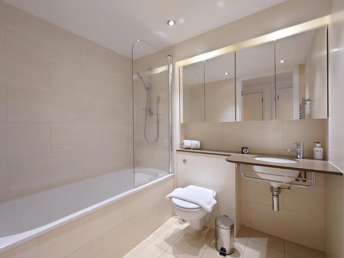 Fully Serviced Two Bed Apartment By Excel & O2 London Eksteriør billede